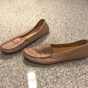 Tod’s driving moccasins